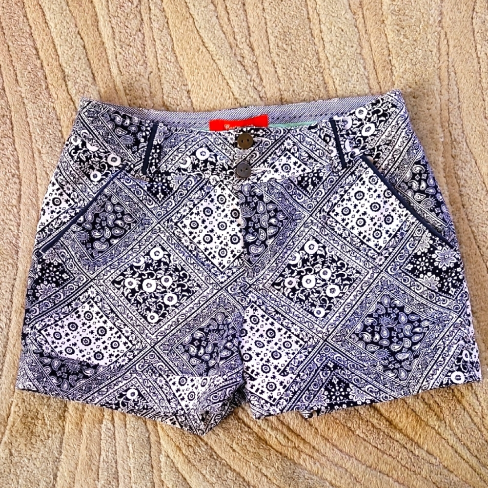 Cartonnier by Anthropologie Bandana Pattern High Waist Shorts Size 6